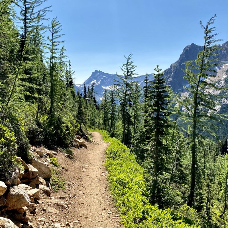 Descending Cutthroat Pass