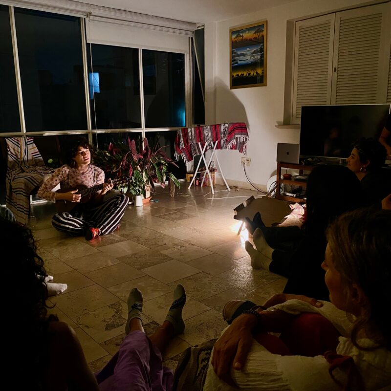 An Intimate Vibe