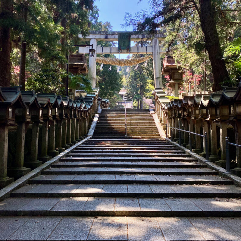Hozanji Shrine Entrance