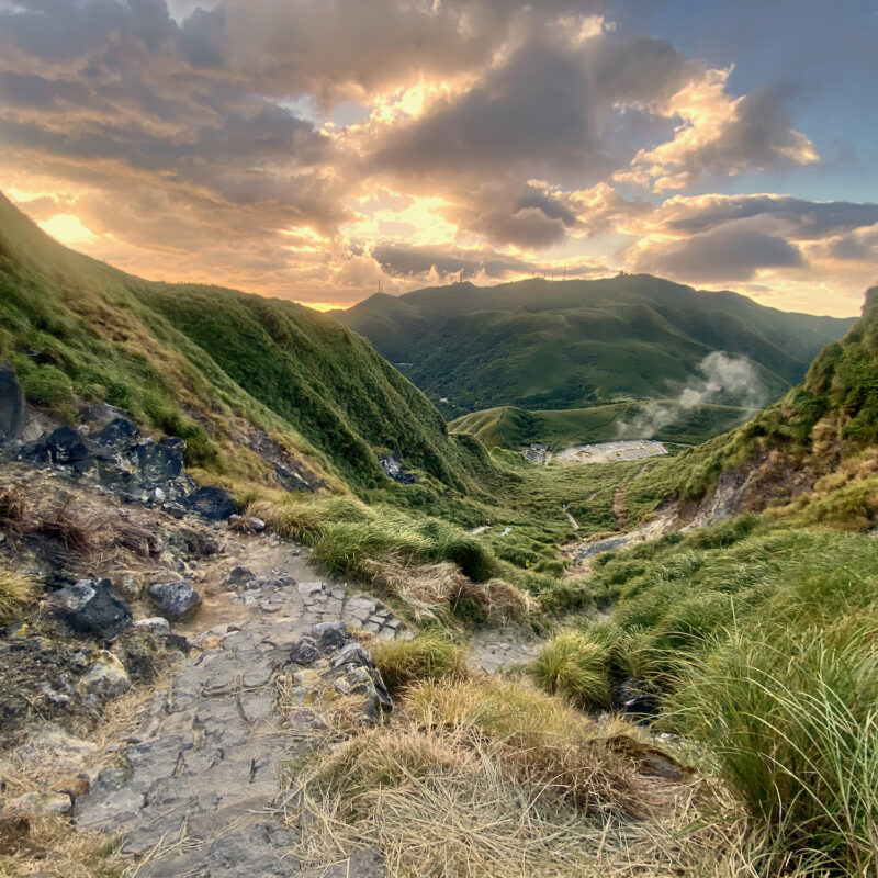 The Trail to Xiaoyoukeng and Out