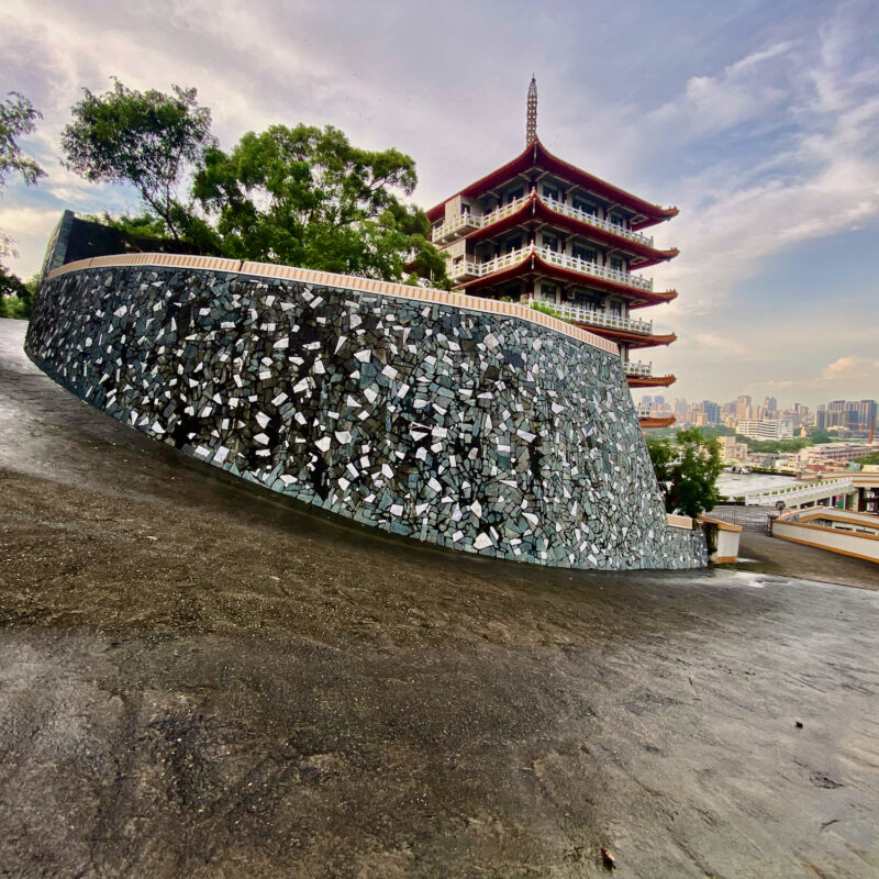 Rear Way To Yuan Heng Temple