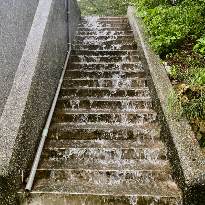 Cascading Steps