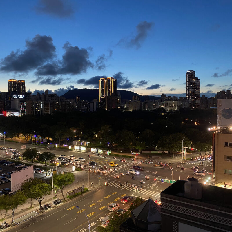 Last Evening In Taiwan, Gazing at Central Park