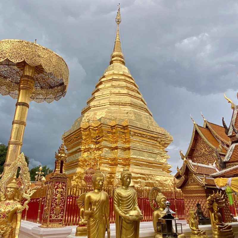 Wat Phra That interior