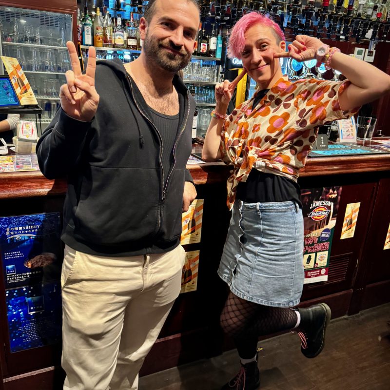 Trading Tops at the Hub