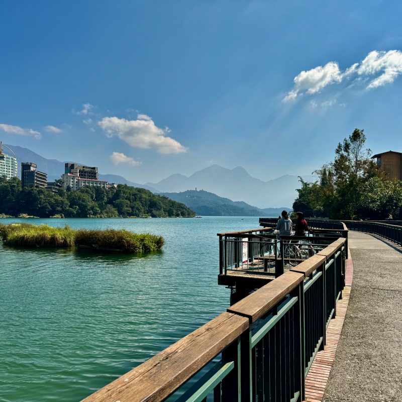 Bike Paths Along the Lake