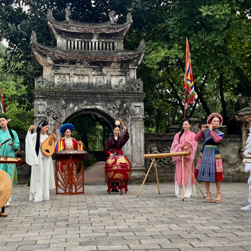 Performance in Hoa Lu