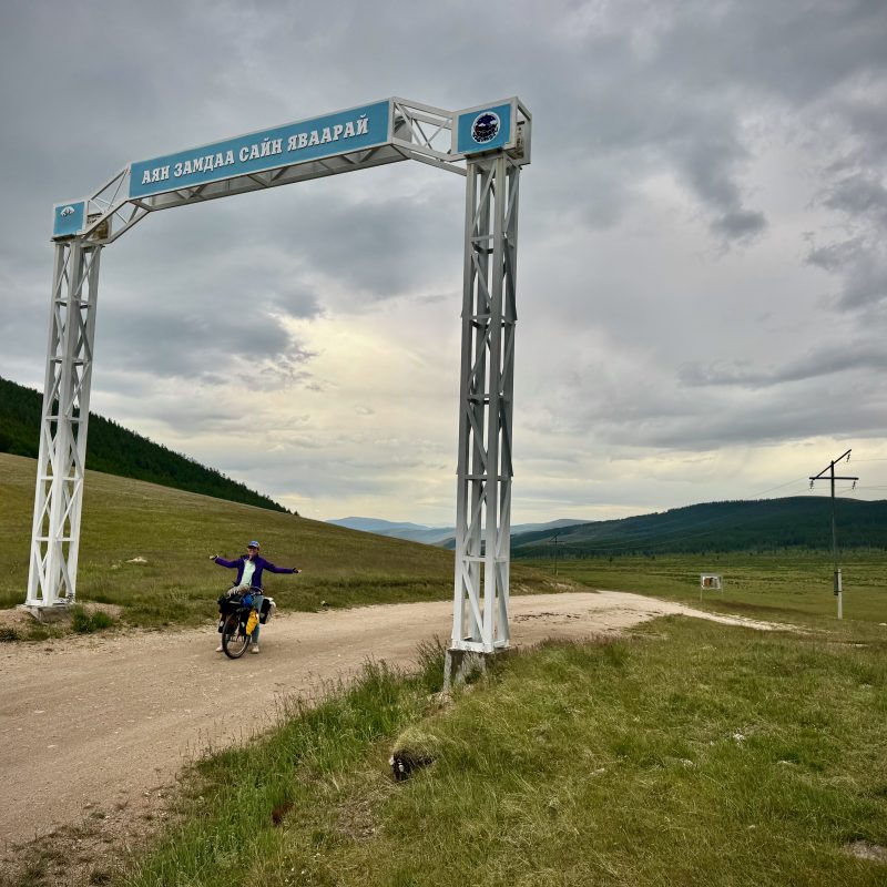 Border to Khovsgol Aimag
